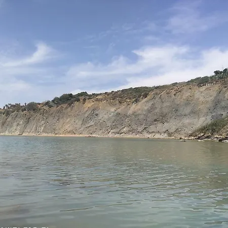 Maddalusa Αγκριτζέντο